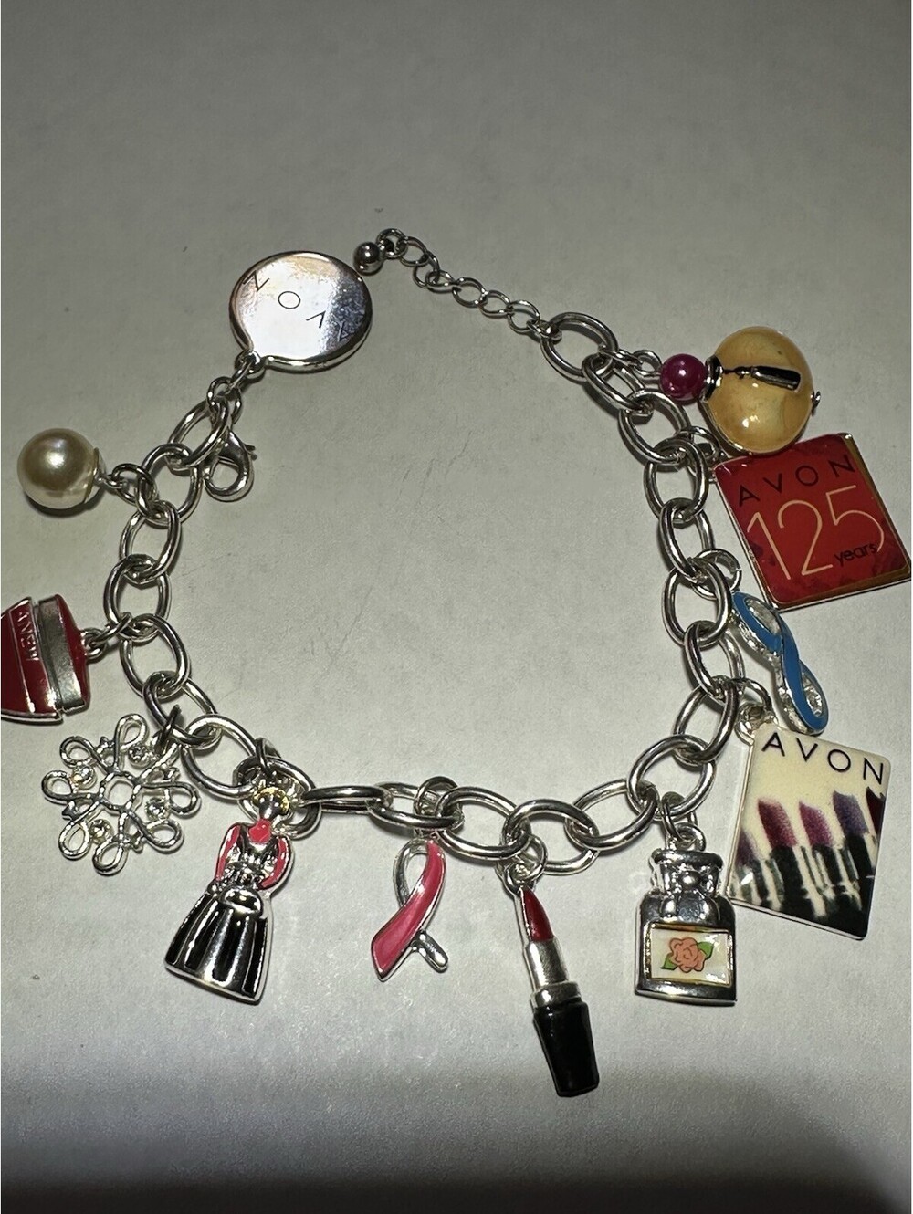 Vintage Avon 125 Years Charm Bracelet Silver Tone 7.5"Signed - Picture 5 of 5